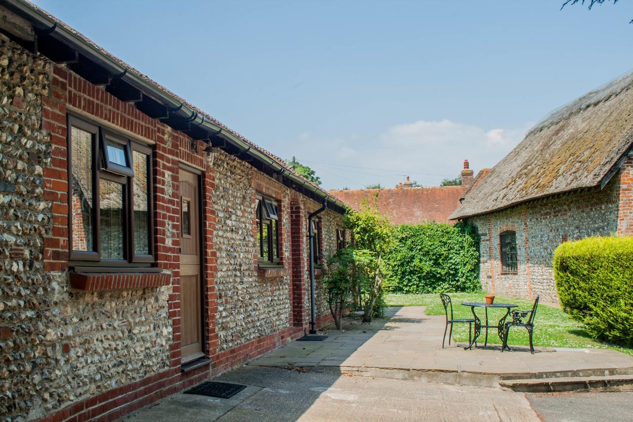 Old Selden Farm B&B Clapham  Exteriör bild