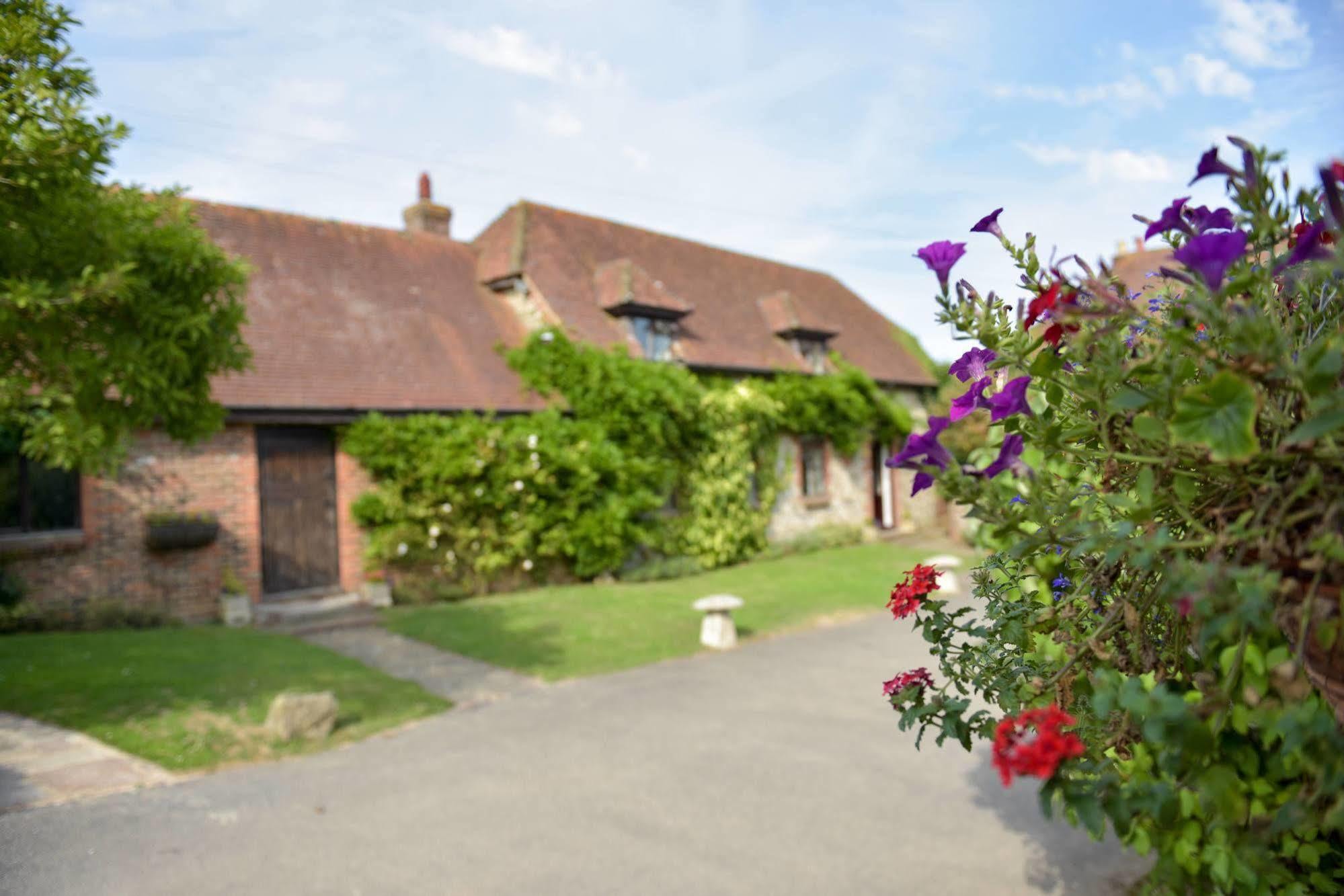 Old Selden Farm B&B Clapham  Exteriör bild